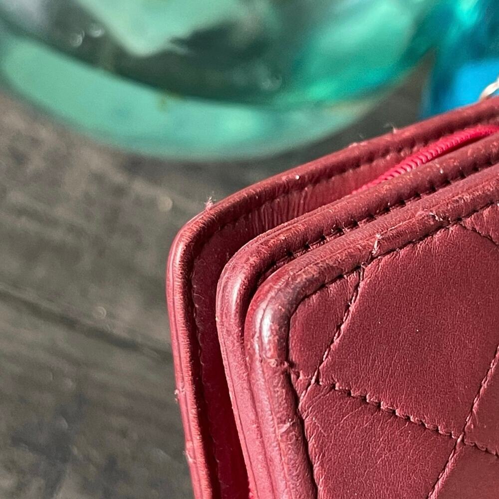 Chanel CC French Lambskin Wallet in a rare raspberry color COA Authentic - Picture 8 of 11